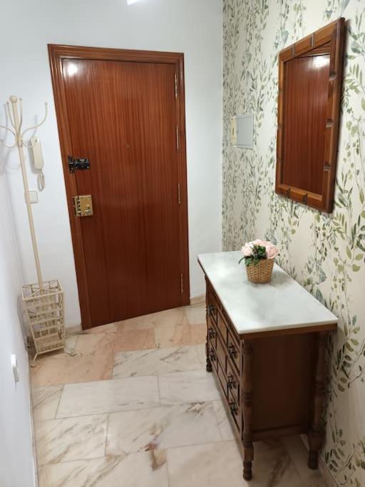 Apartamento Puerta Real Sevilla Eksteriør bilde